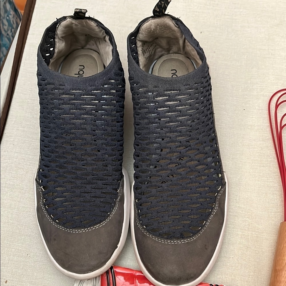 Jambu "Dory" Blue Gray Suede Flex Fit Perforated Slip On Sneakers
